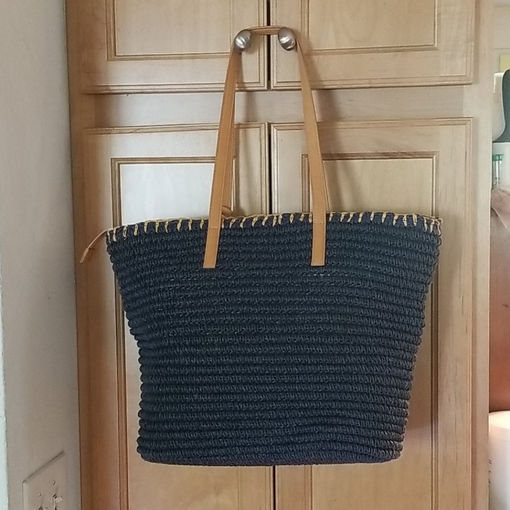 Talbots straw tote - Picture 2 of 8